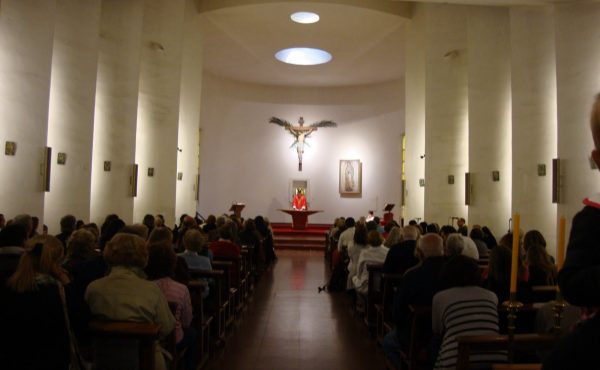 Conferencias: “La cultura católica como presencia de fe en la sociedad”