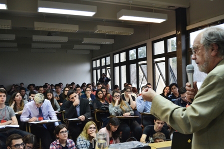 Alumnos de la UCALP participaron del “XII Congreso Nacional y V Internacional sobre Democracia”