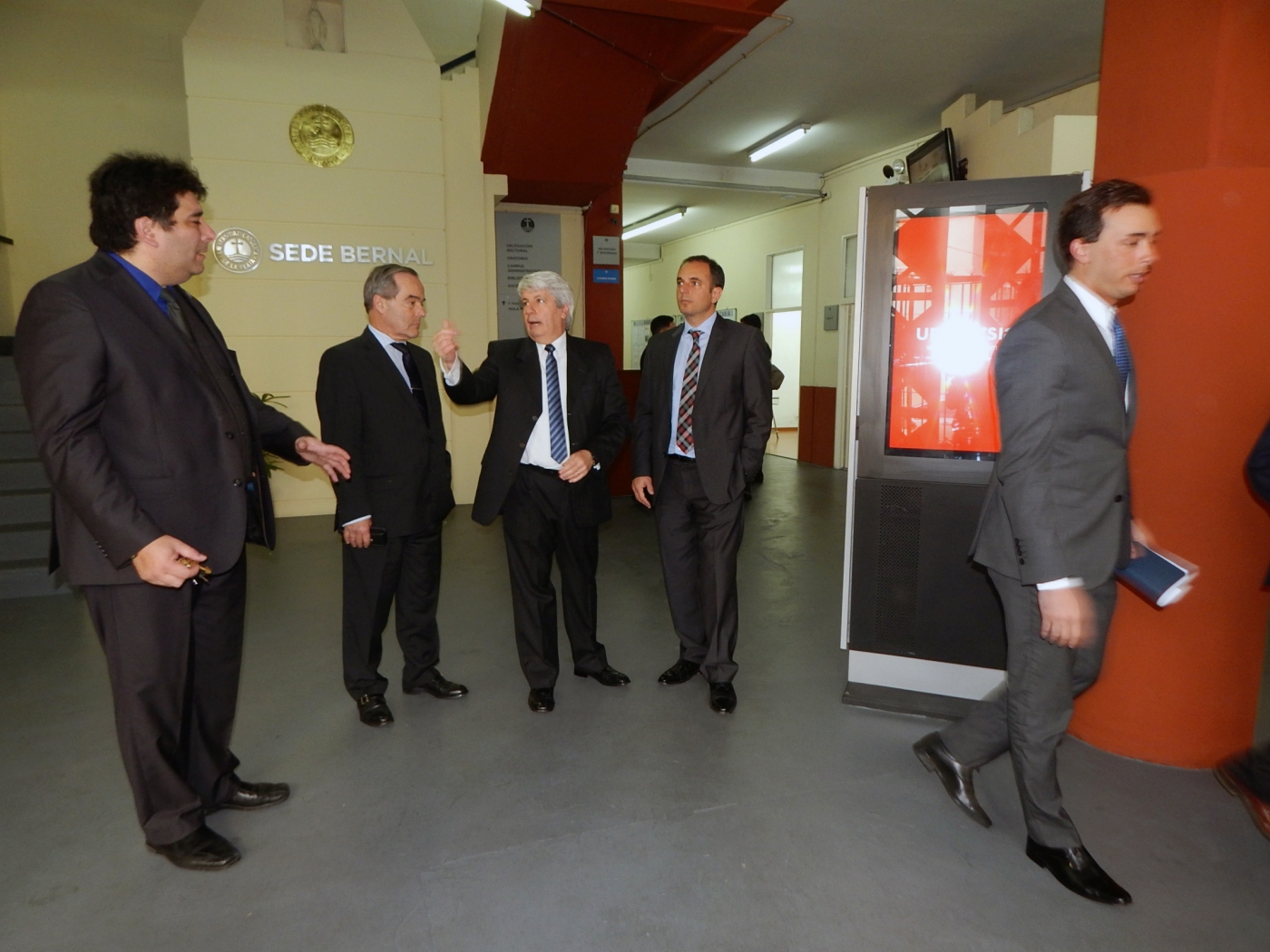 Visita de autoridades de la UCALP a la Sede Bernal 