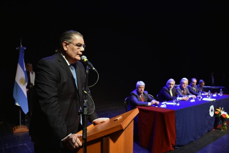 Acto de colación de la Facultad de Derecho y Ciencias Políticas