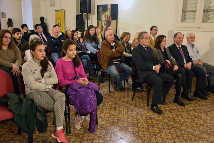 El Trío Cruz del Sur se presentó en la UCALP
