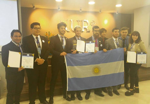 Alumnos de la UCALP premiados en el Modelo de Naciones Unidas