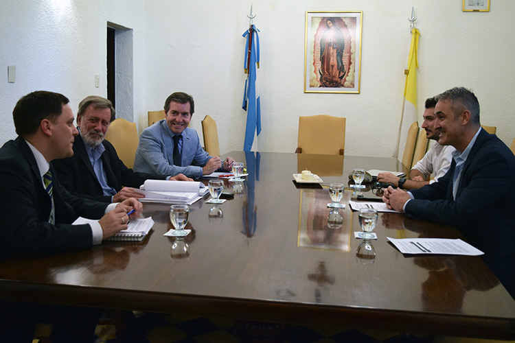 Reunión con especialistas técnicos