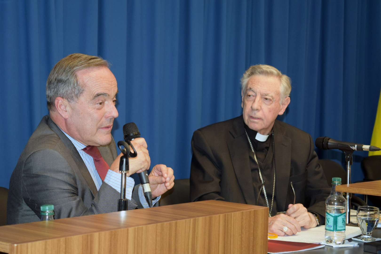 Se presentó el libro La Educación en clave católica de Monseñor Aguer (1)