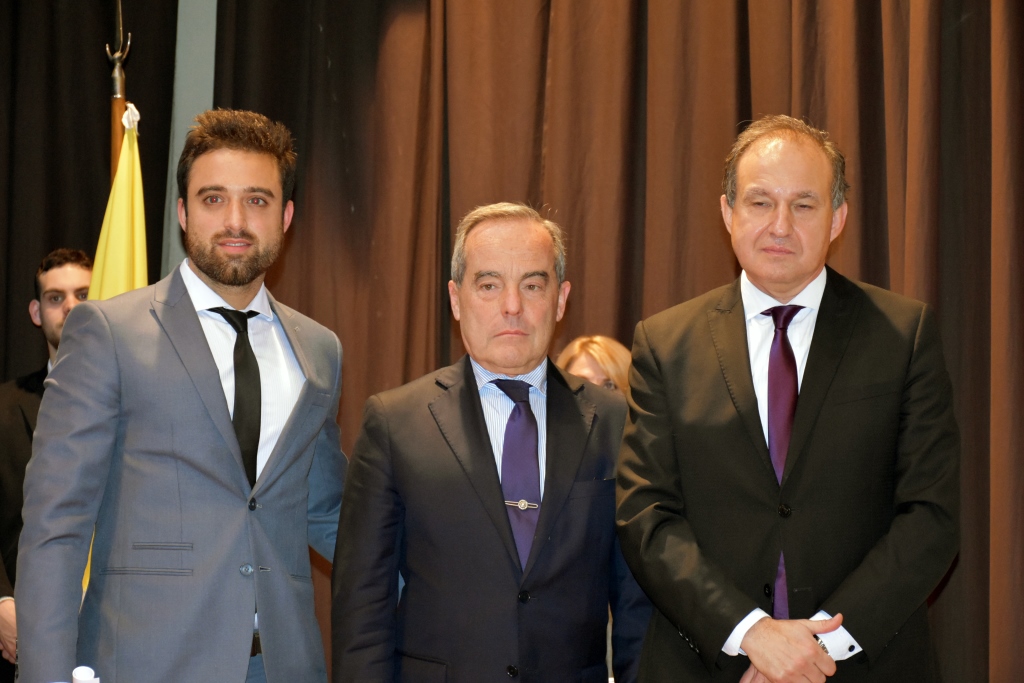Entrega de diplomas a los graduados de Abogacía 