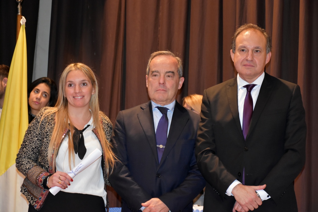 Entrega de diplomas a los graduados de Abogacía 