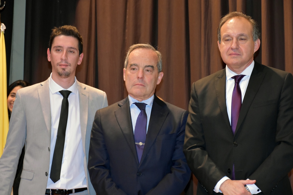 Entrega de diplomas a los graduados de Abogacía 