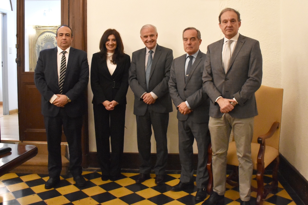 Convenio entre la UCALP y la Fundación CIJUSO