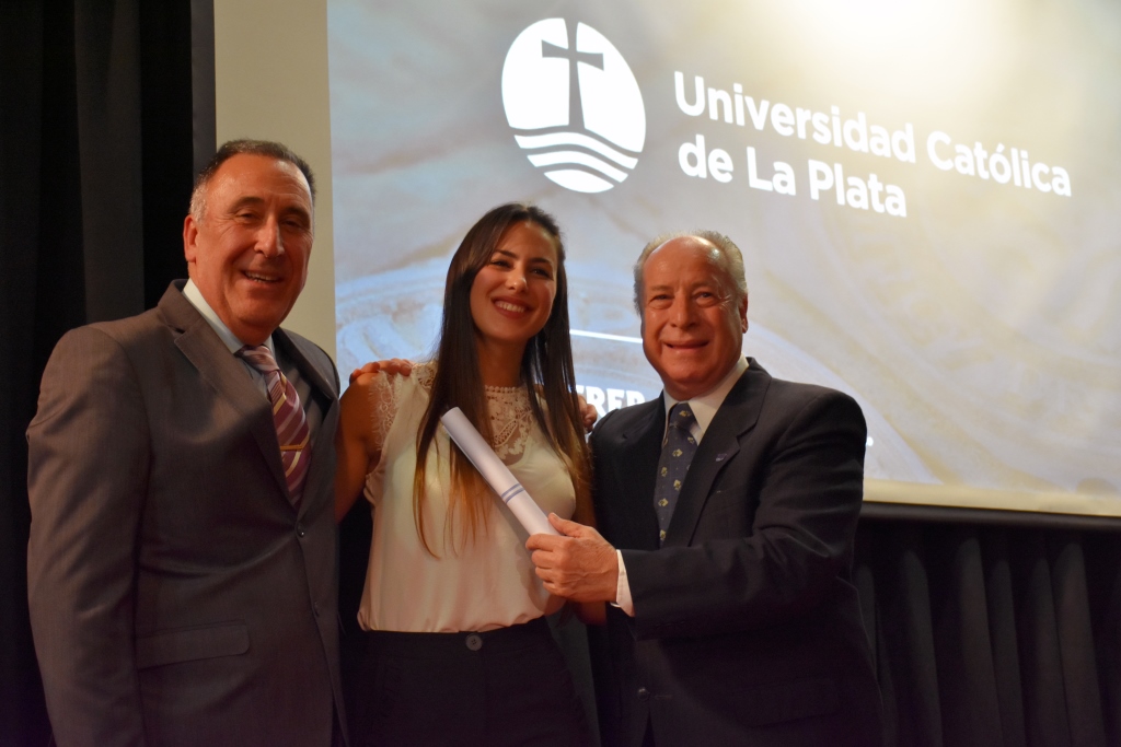 Acto de colación de la Facultad de Ciencias Económicas y Sociales