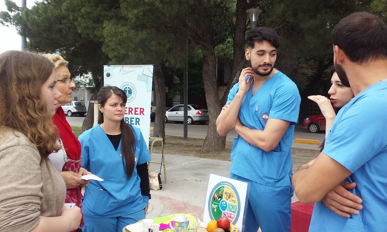 La Sede Bahía Blanca organizó una Feria de Alimentación