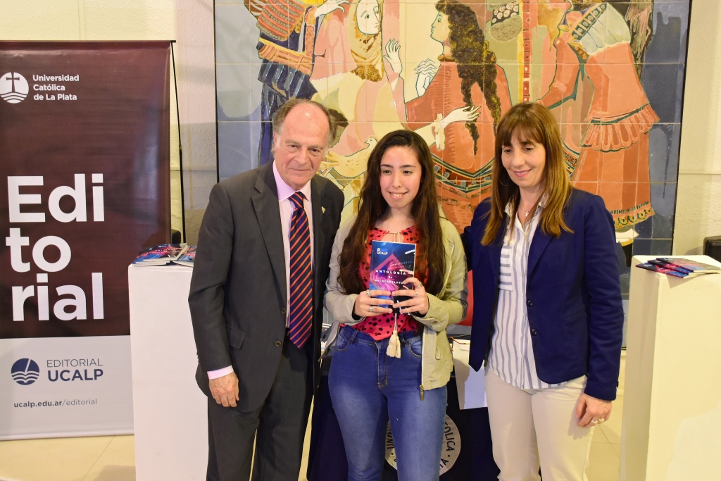 Se entregaron los premios del Certamen de Microrrelatos de Editorial UCALP