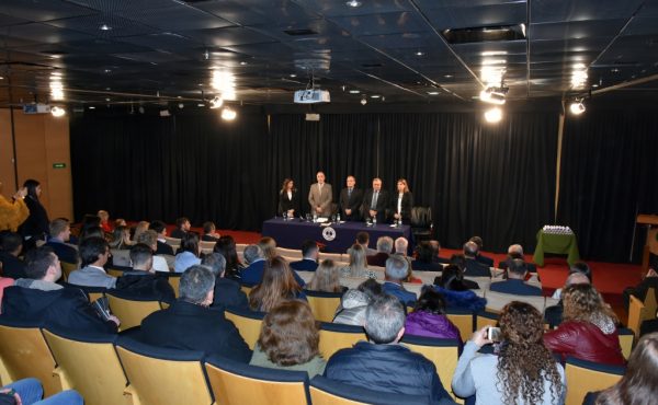 Acto de colación de la Facultad de Ciencias Económicas y Sociales