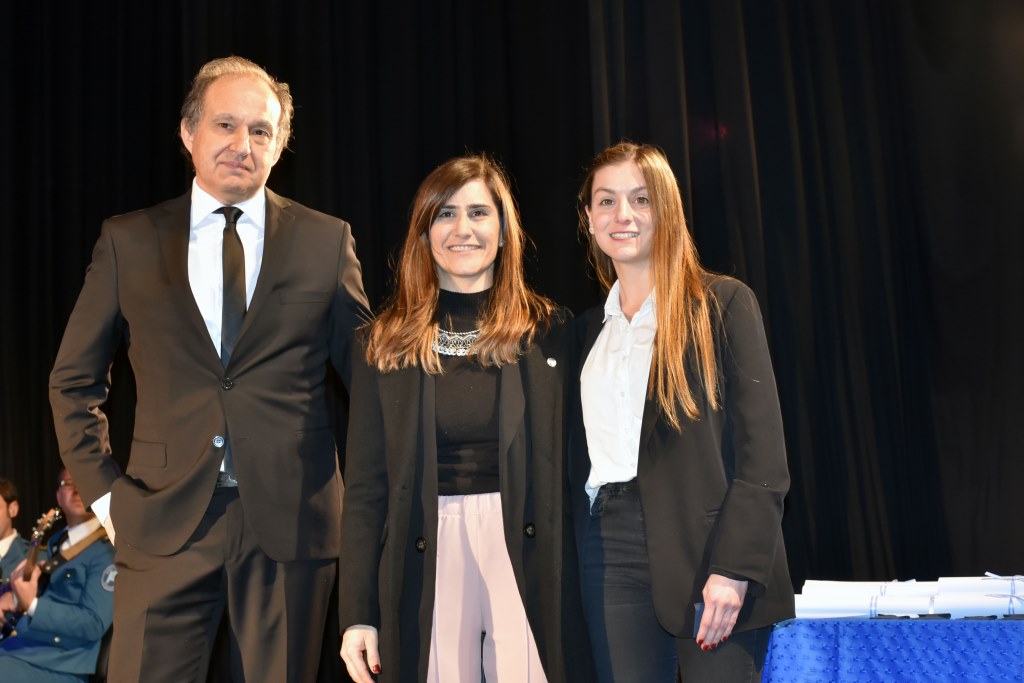 Entrega de diplomas en la Facultad de Derecho y Ciencias Políticas 