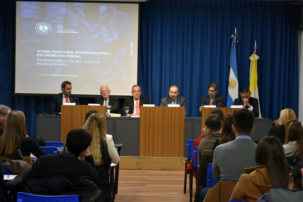 III Diplomatura Internacional: “Problemática de los nuevos tipos penales”