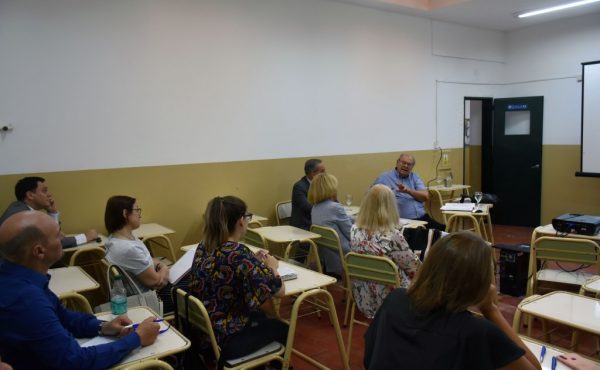 “Alfabetización en géneros de comunicación académica”, proyecto UCALP para el programa Logros 2020