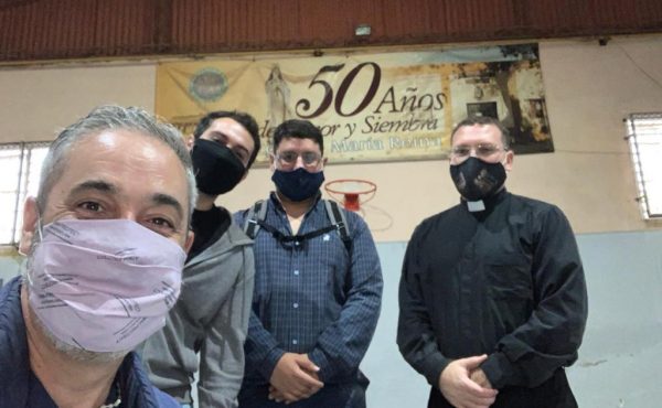 Medir para generar acción: Jornada Integral en Berisso junto a Cáritas y organismos nacionales y provinciales