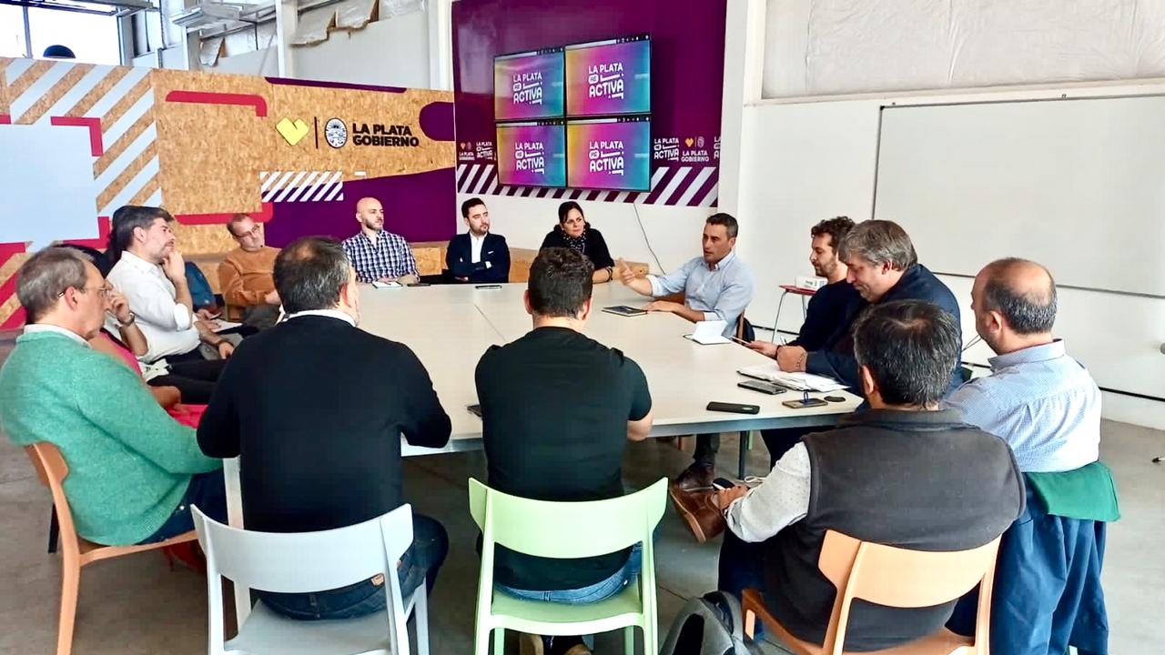 Importante reunión de vinculación entre la UCALP, instituciones platenses y emprendedores