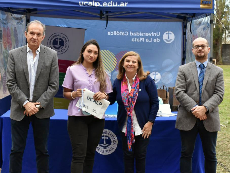 La UCALP celebró el Día del Estudiante y reconoció a los mejores promedios
