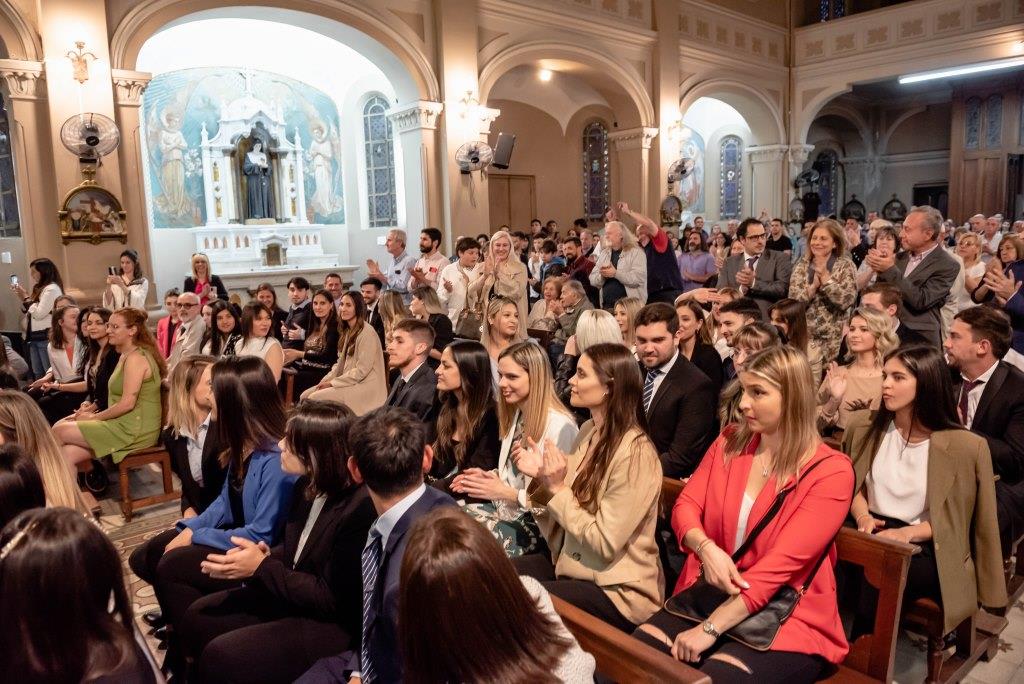 Emotivo Acto de Colación en la Subsede Bernal