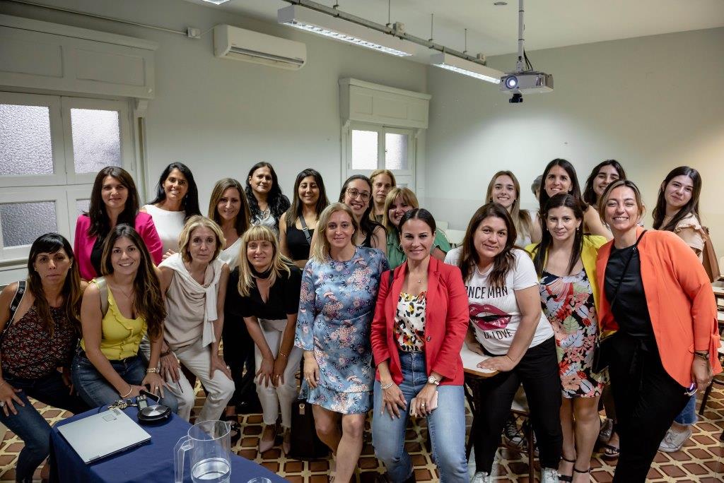 Se realizó el Workshop “Liderazgo político femenino” 