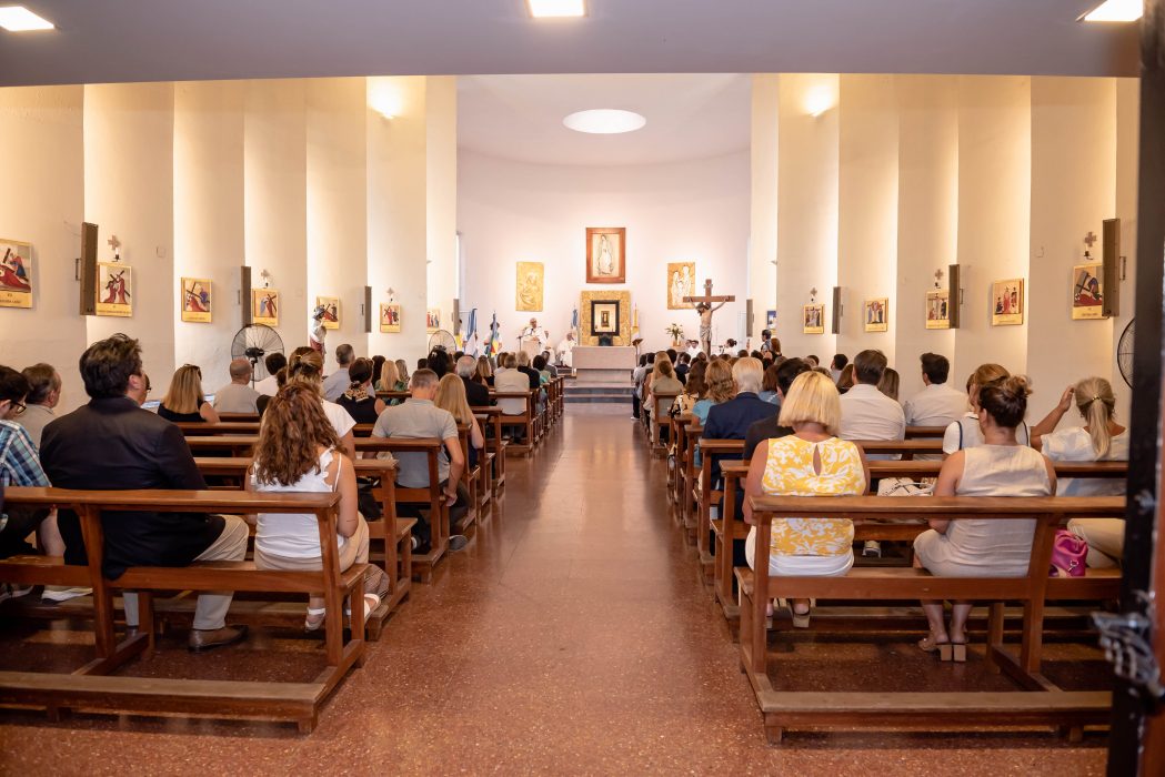 59.° aniversario de la UCALP. Visita de Mons. Víctor Fernández y celebración de la Sta. Misa