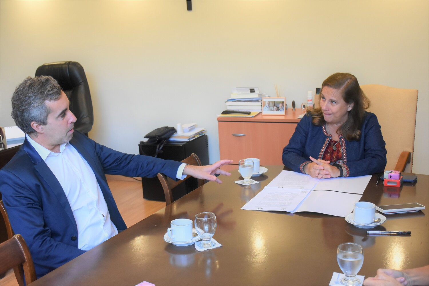 Convenio marco de colaboración entre la Universidad y la Cámara de comercio, industria y servicios de La Plata 08
