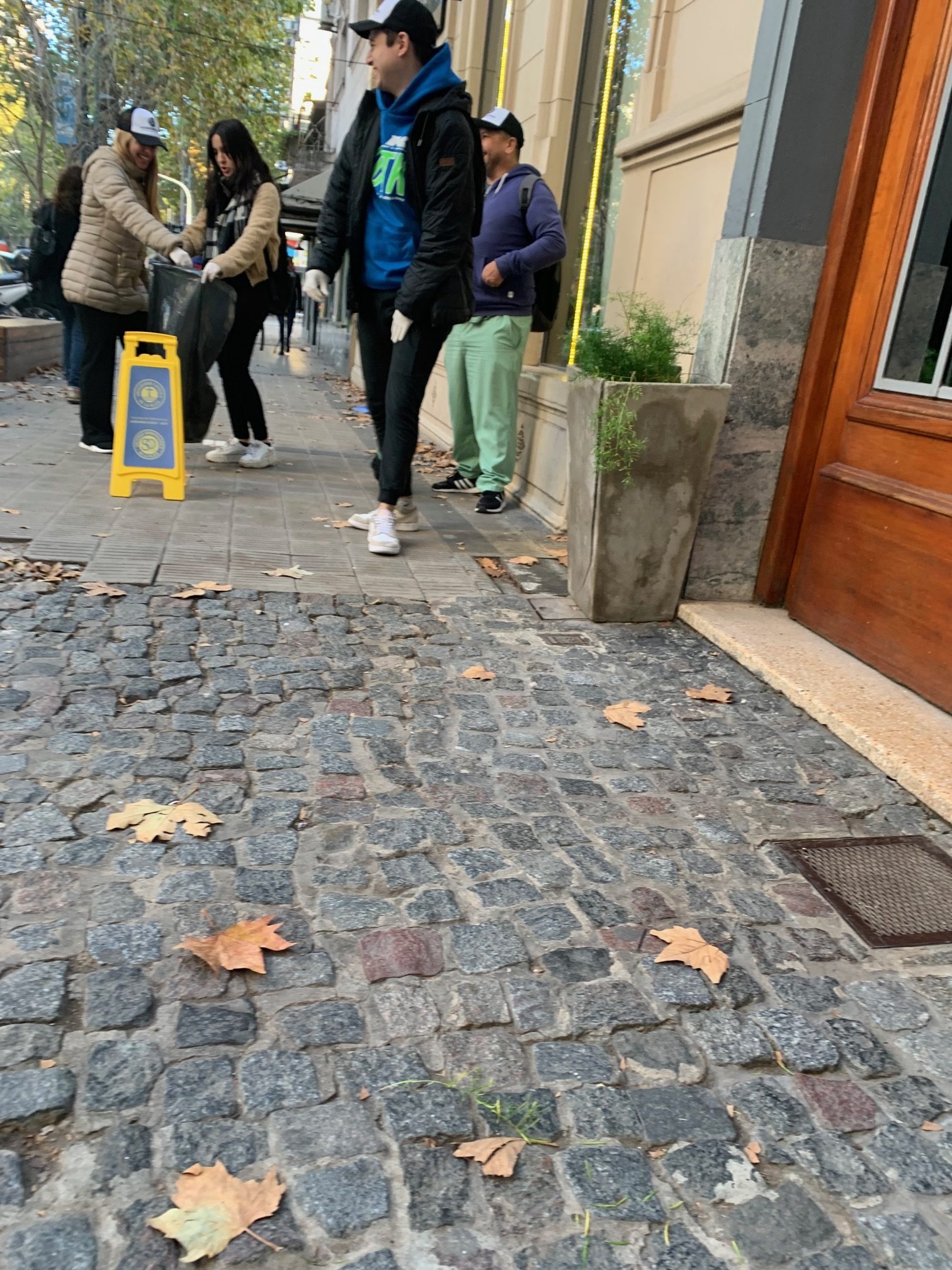 La Facultad de Odontología y el proyecto por una ciudad más limpia (5)