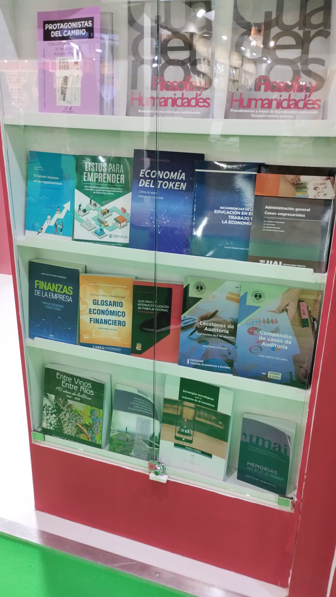 La UCALP en la 47.ª Feria Internacional del Libro de Buenos Aires 