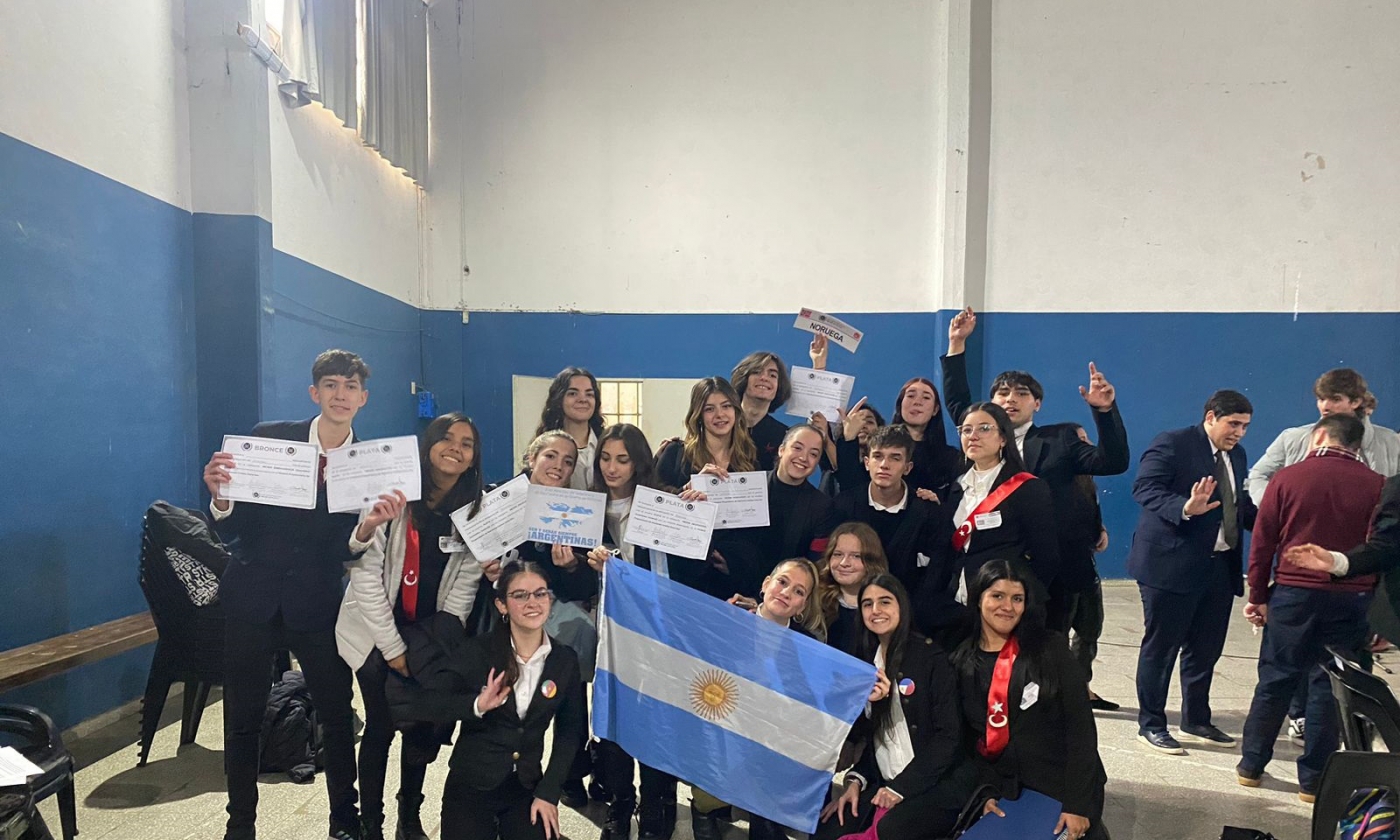 Colegios de la UCALP en el Modelo de Naciones Unidas