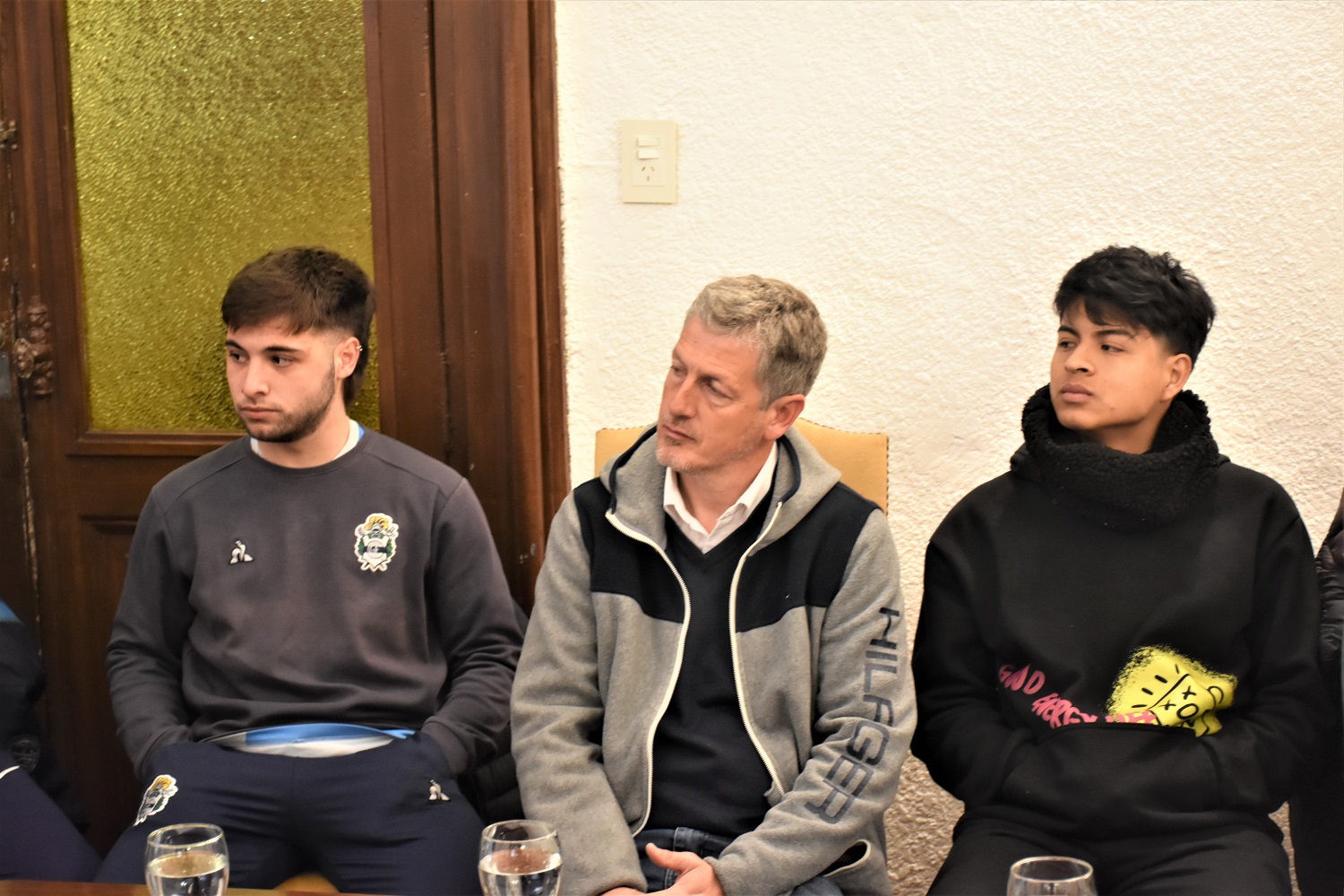 Encuentro de los deportistas que participaron en los JUAR en el Rectorado 04