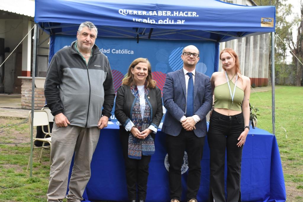 La Universidad celebró el Día del Estudiante y reconoció a los mejores promedios