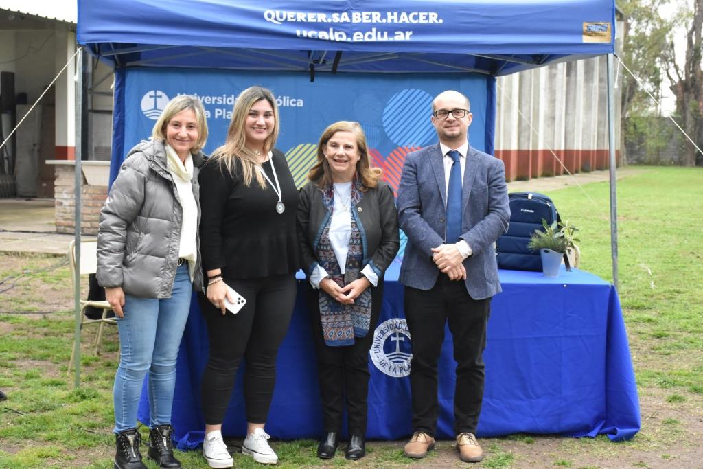 La Universidad celebró el Día del Estudiante y reconoció a los mejores promedios