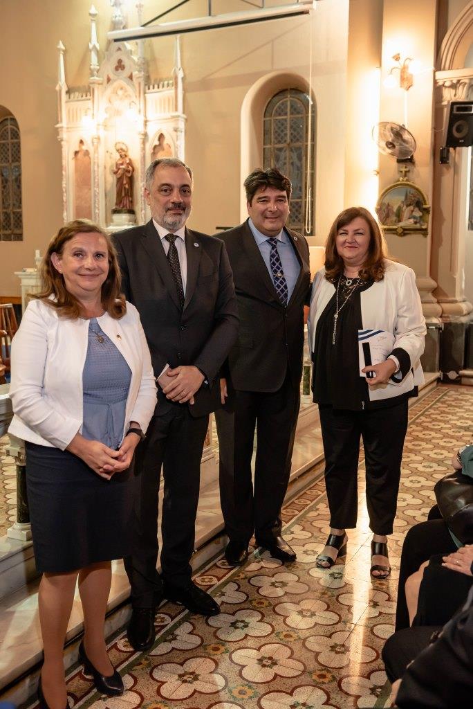 Acto de Colación y reconocimiento a docentes en la Subsede Bernal