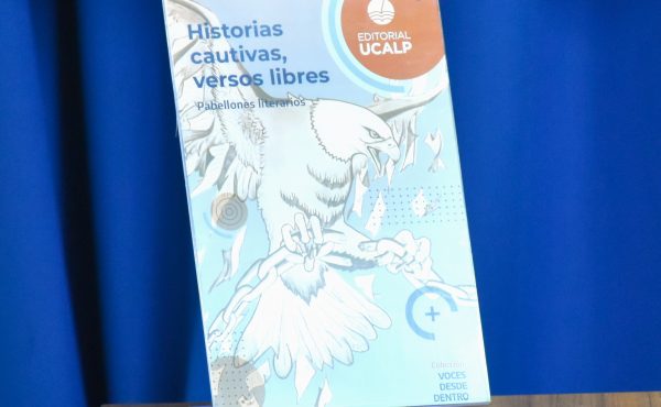 Se presentó el libro ‘‘Historias cautivas, versos libres’’
