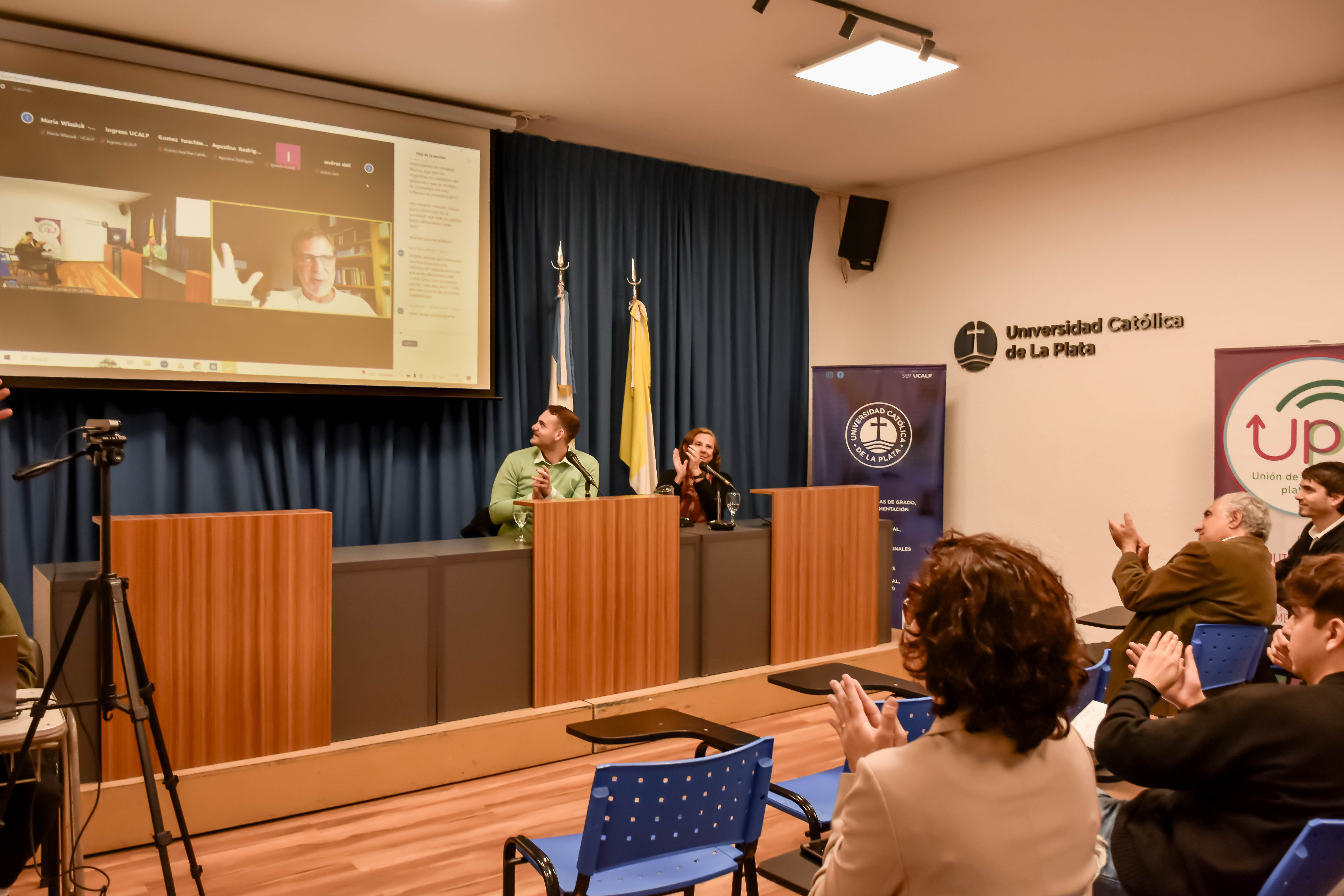 Se realizó el conversatorio ‘’Elecciones 2023’’ (24)