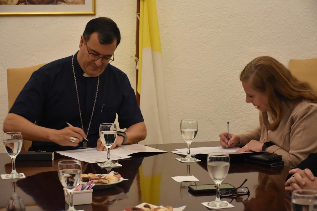 La UCALP y la Escuela Universitaria de Teología de Mar del Plata firman un convenio para potenciar la colaboración académica