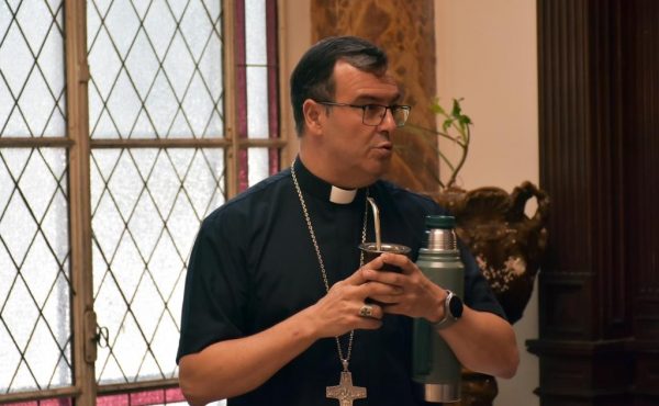 Mons. Gabriel Mestre se despide con una misa en La Plata