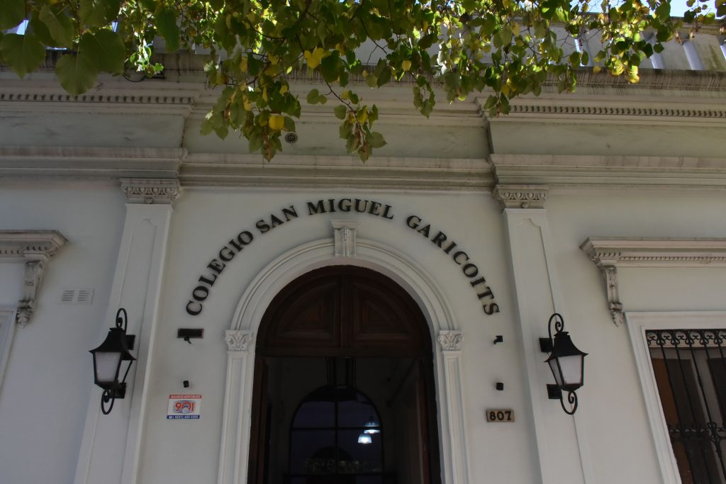 Acto en homenaje a los 40 años del colegio San Miguel Garicoïts