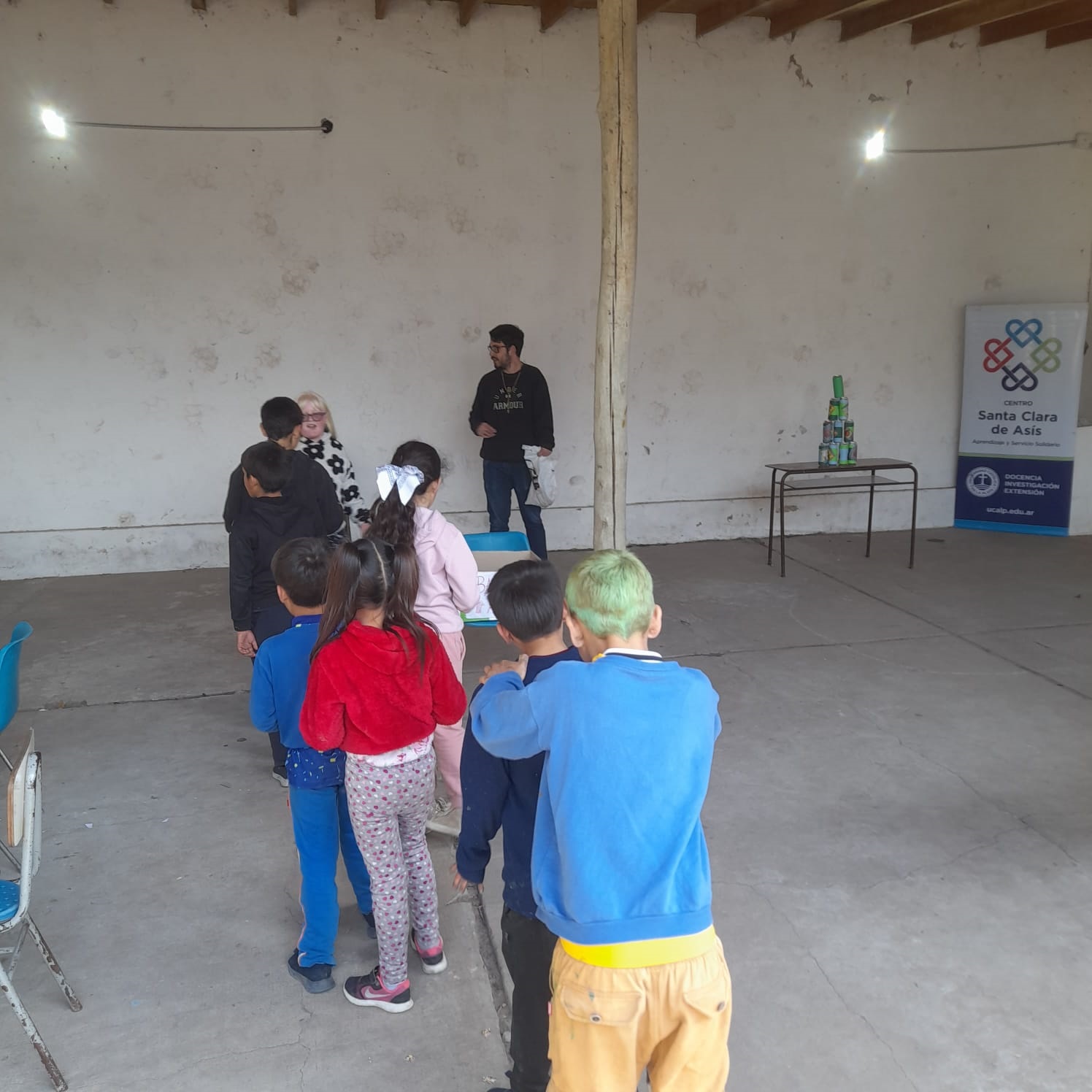 3Juegos, sorpresas y regalos para los niños en su día (2)