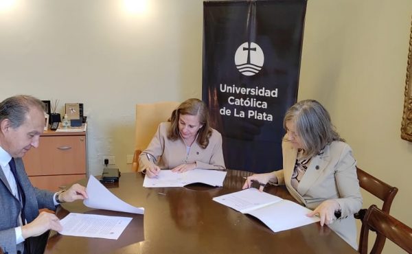 Convenio entre la UCALP y la Asociación Argentina de Derecho Procesal