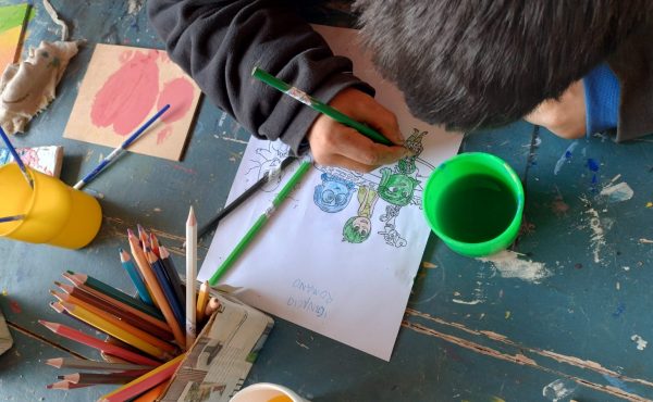 Colecta de juguetes, útiles y libros para los niños del Santa Clara