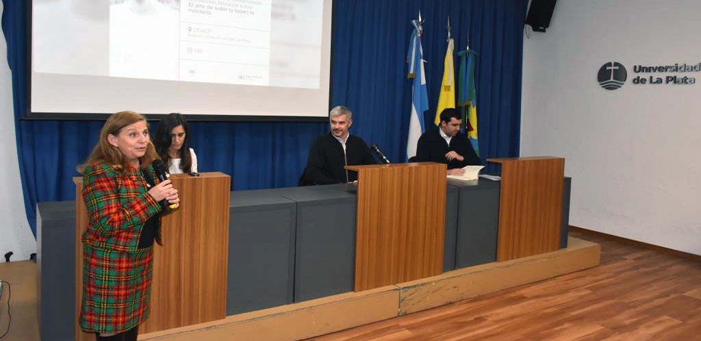 Ante un auditorio colmado, Marcos Peña presentó su libro sobre liderazgo
