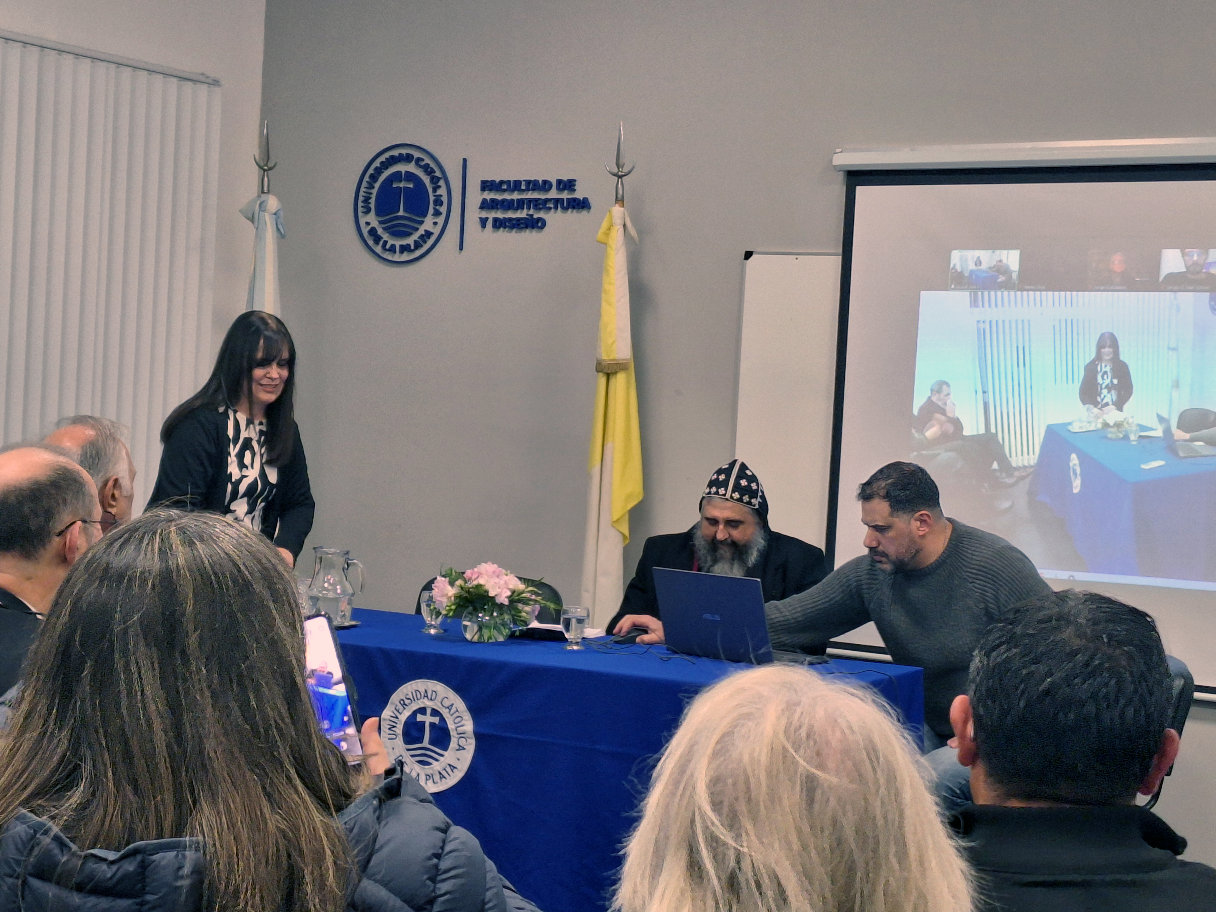 El Arte y Arquitectura Religiosa convocó a expertos de distintos cultos en la UCALP (6)