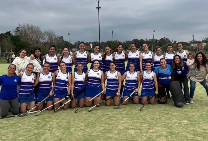 El hockey femenino va por la gloria