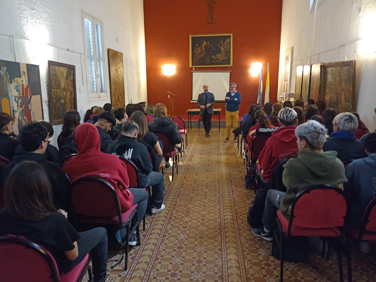Un paso hacia la vida universitaria ciclo de charlas en los colegios de la UCALP (2)