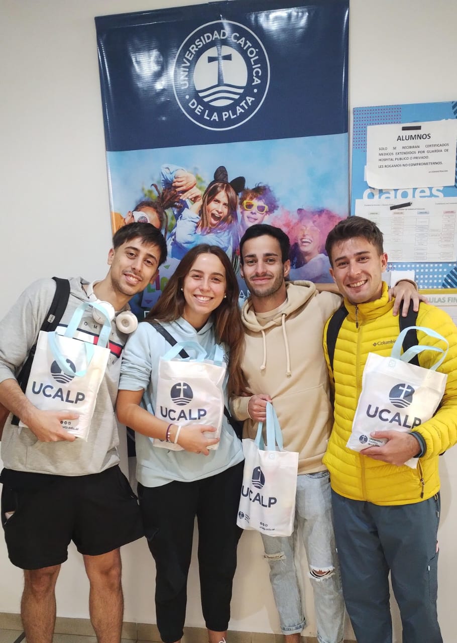 Cada vez más egresados/as se suman a las recibidas sustentables y solidarias