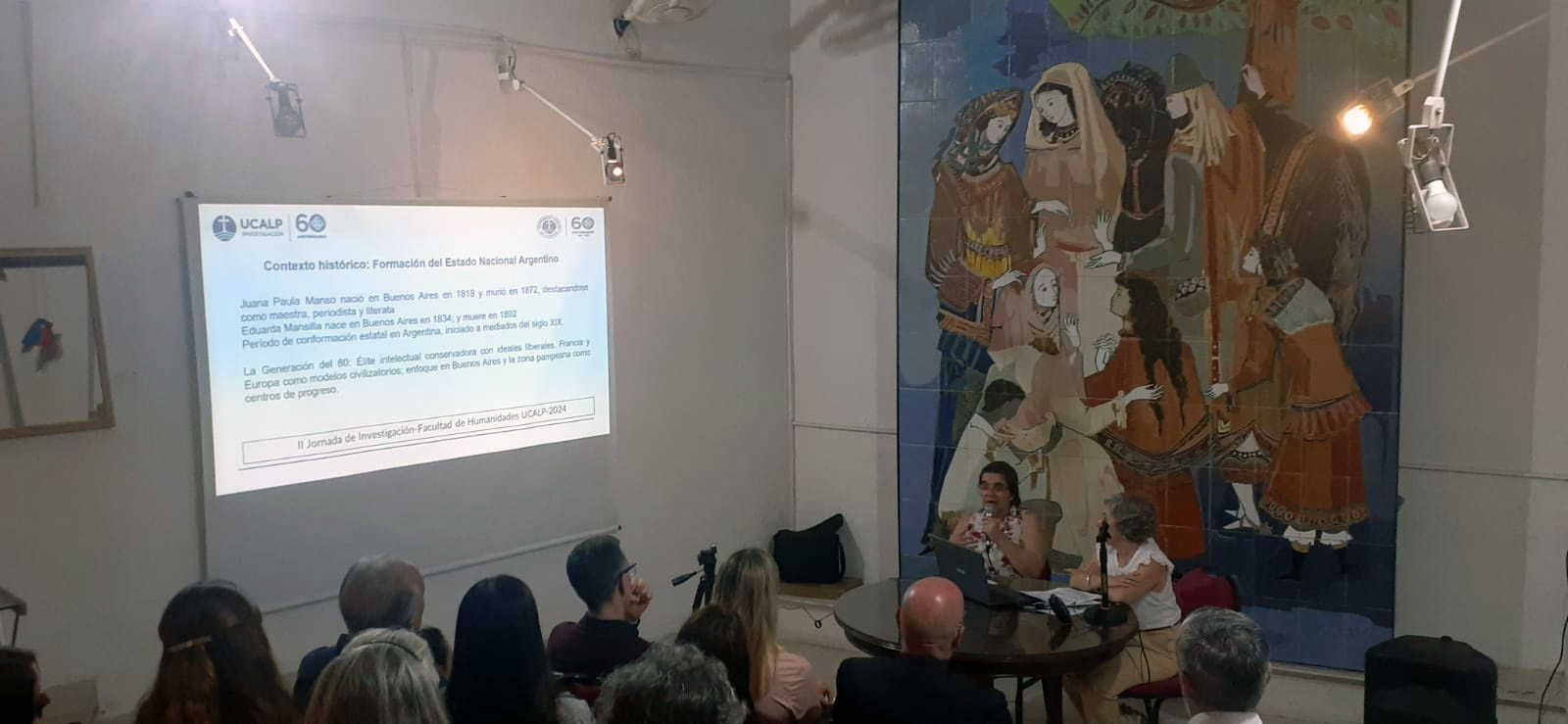 Alumnos y docentes de Humanidades presentaron proyectos de investigación (4)