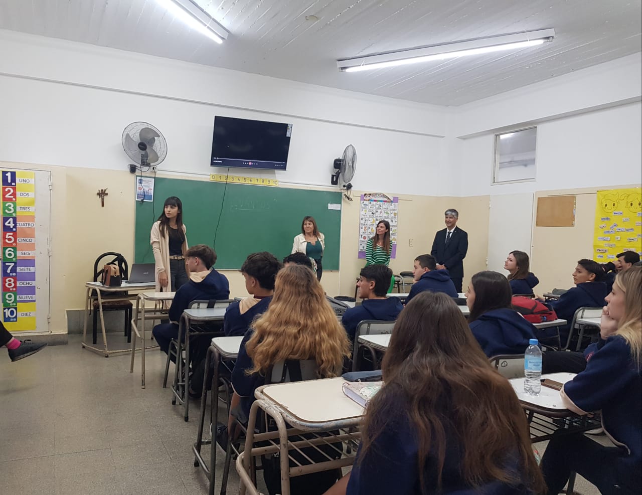 Investigan como mejorar la comunicación en la justicia