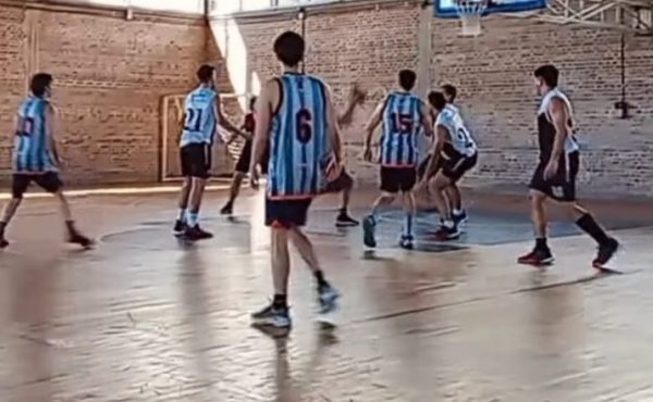 El equipo de básquet a un paso de la gloria