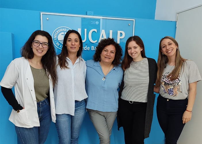 Hábitos poco saludables: los estudiantes comen pocas frutas y muchas golosinas